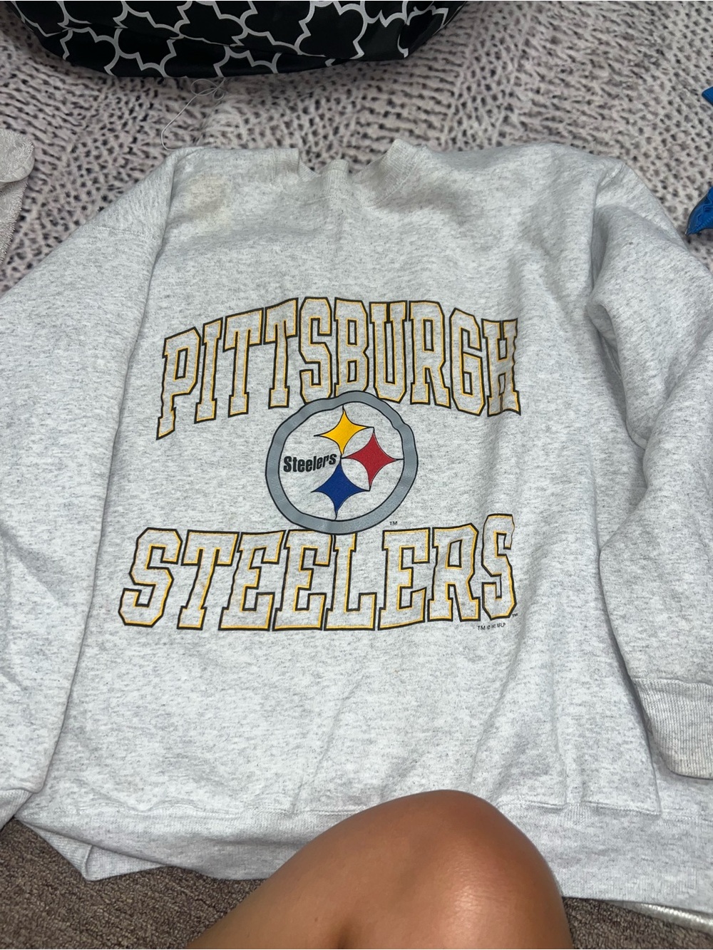 Pittsburgh Steelers Gray Crewneck Sweatshirt
